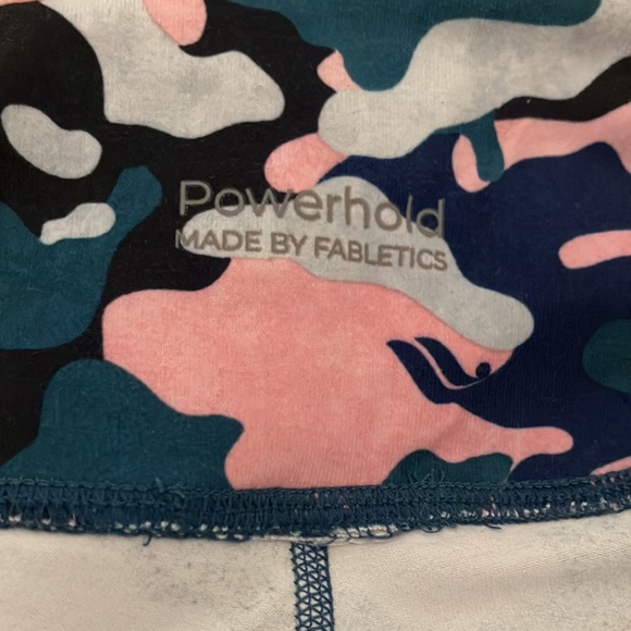 Fabletics Powerhold in camo - Picture 2 of 4